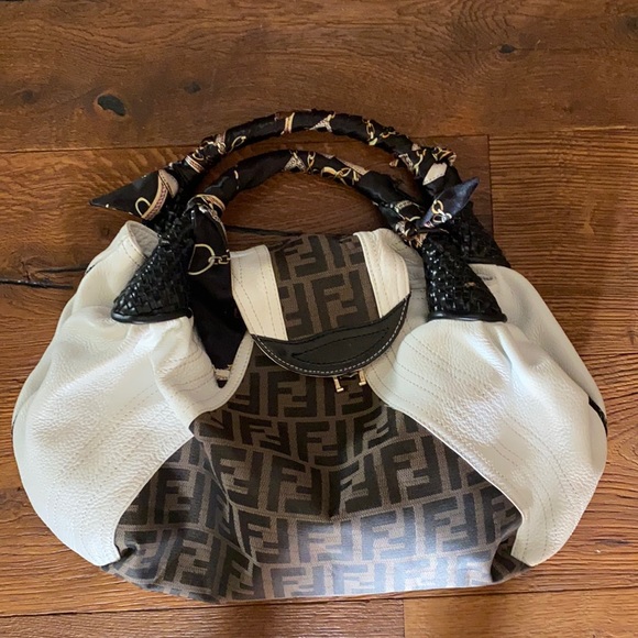 FENDI SPY BAG - Picture 3 of 16